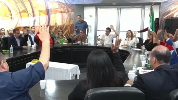 Cabildo toma protesta al Consejo Técnico del Pueblo para la Pavimentación de Navojoa