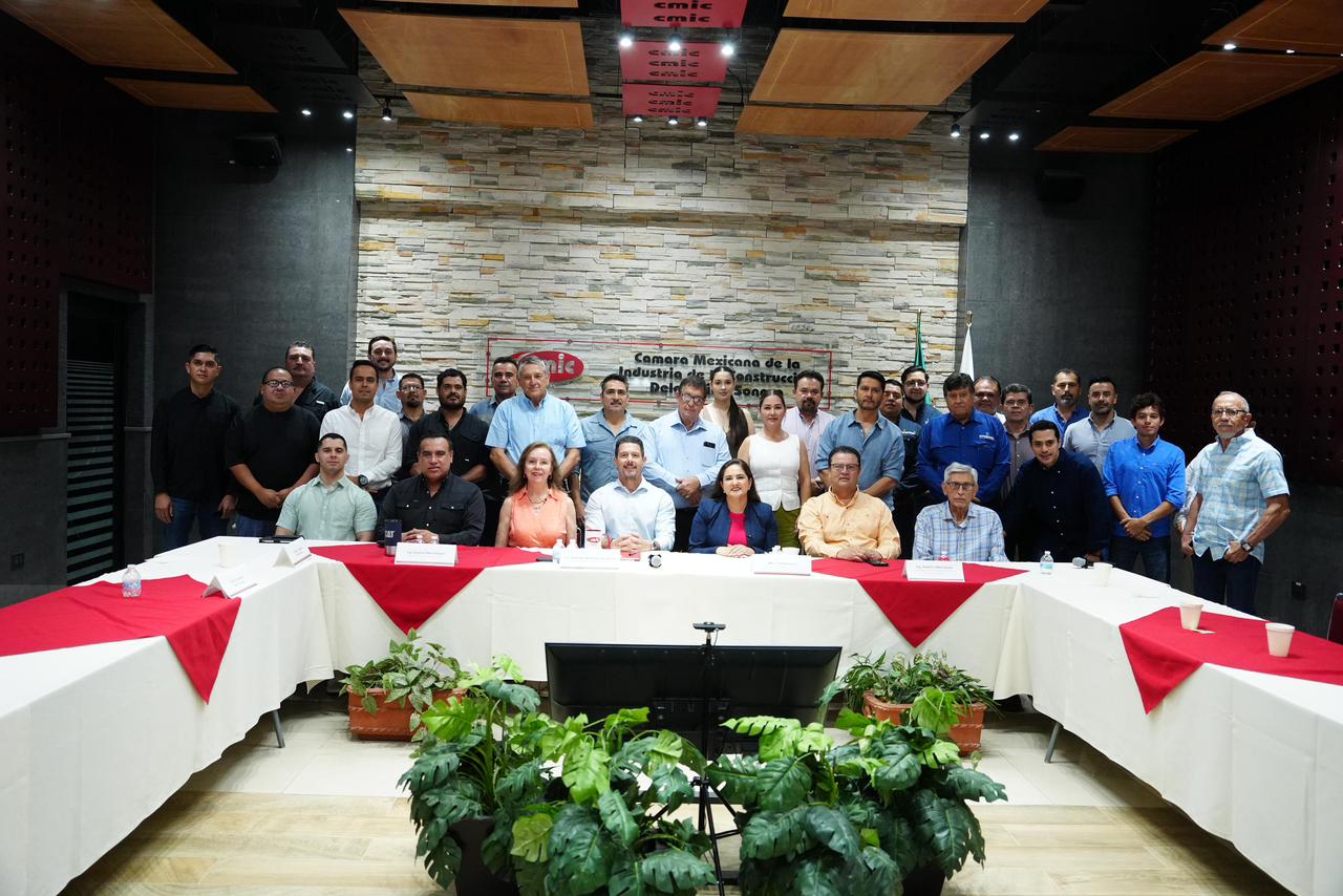 Celida López destaca a constructores como aliados para transformar Sonora