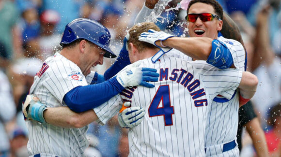 Cubs aseguran los playoffs y vencen a Marlins en el Wrigley Field con un histórico Pete Crown-Armstrong