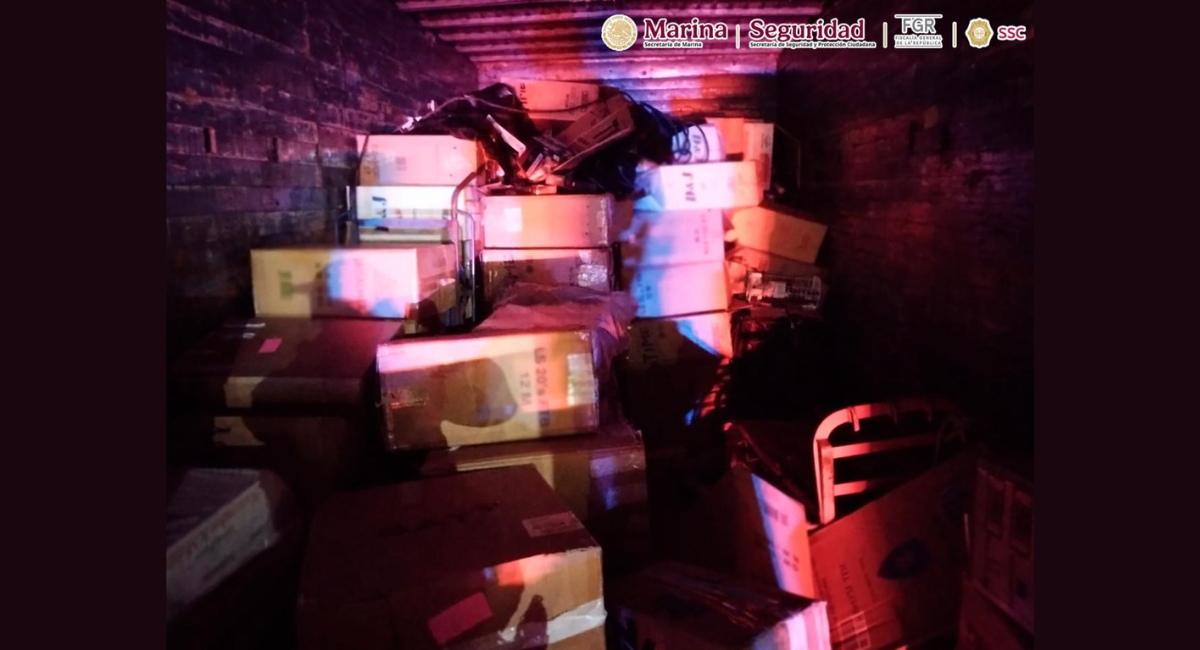 Decomisan 13 toneladas de tabaco ilegal durante cateos simultáneos en CDMX