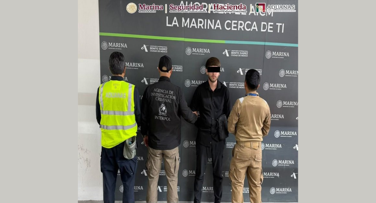 Decomisan en el AICM más de ocho kilos de cocaína ocultos en artesanías procedentes de Perú