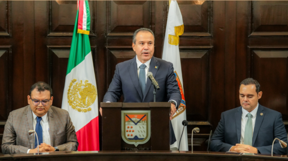 Destaca Antonio Astiazarán en su informe, obras públicas y finanzas sanas