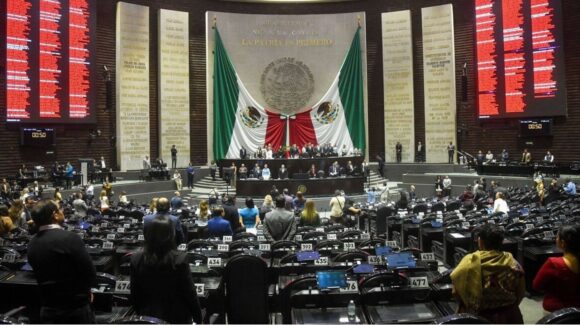 Diputados aprueban reforma de Sheinbaum que prohíbe doble nacionalidad
