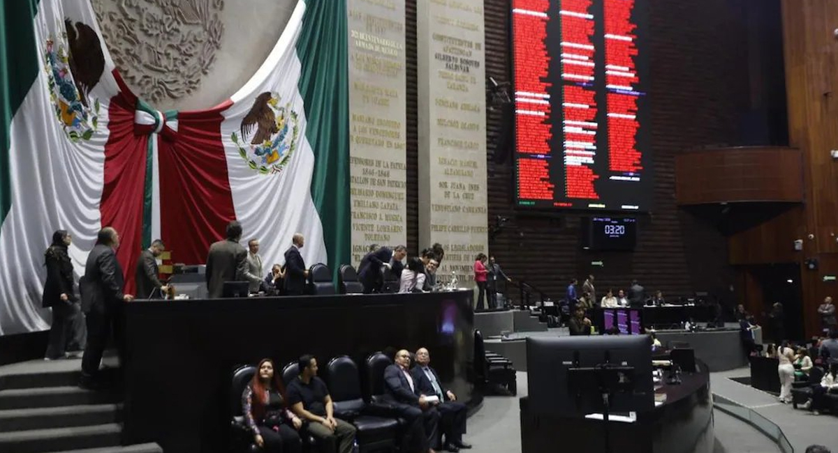 Diputados aprueban reforma para prohibir doble nacionalidad en aspirantes a la presidencia mexicana