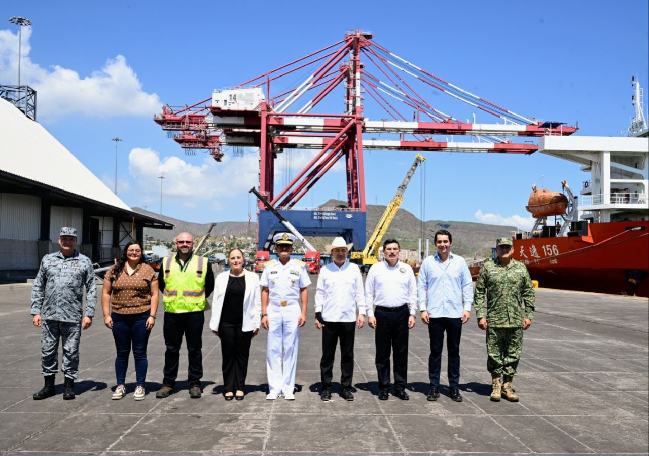 Durazo arranca nueva etapa en el Puerto de Guaymas para el comercio exterior con ampliación y equipo