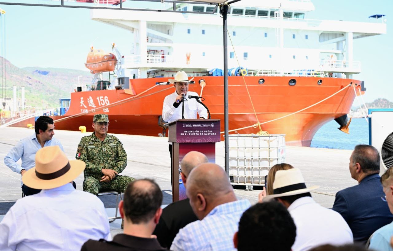 Durazo arranca nueva etapa en el Puerto de Guaymas para el comercio exterior con ampliación y equipo