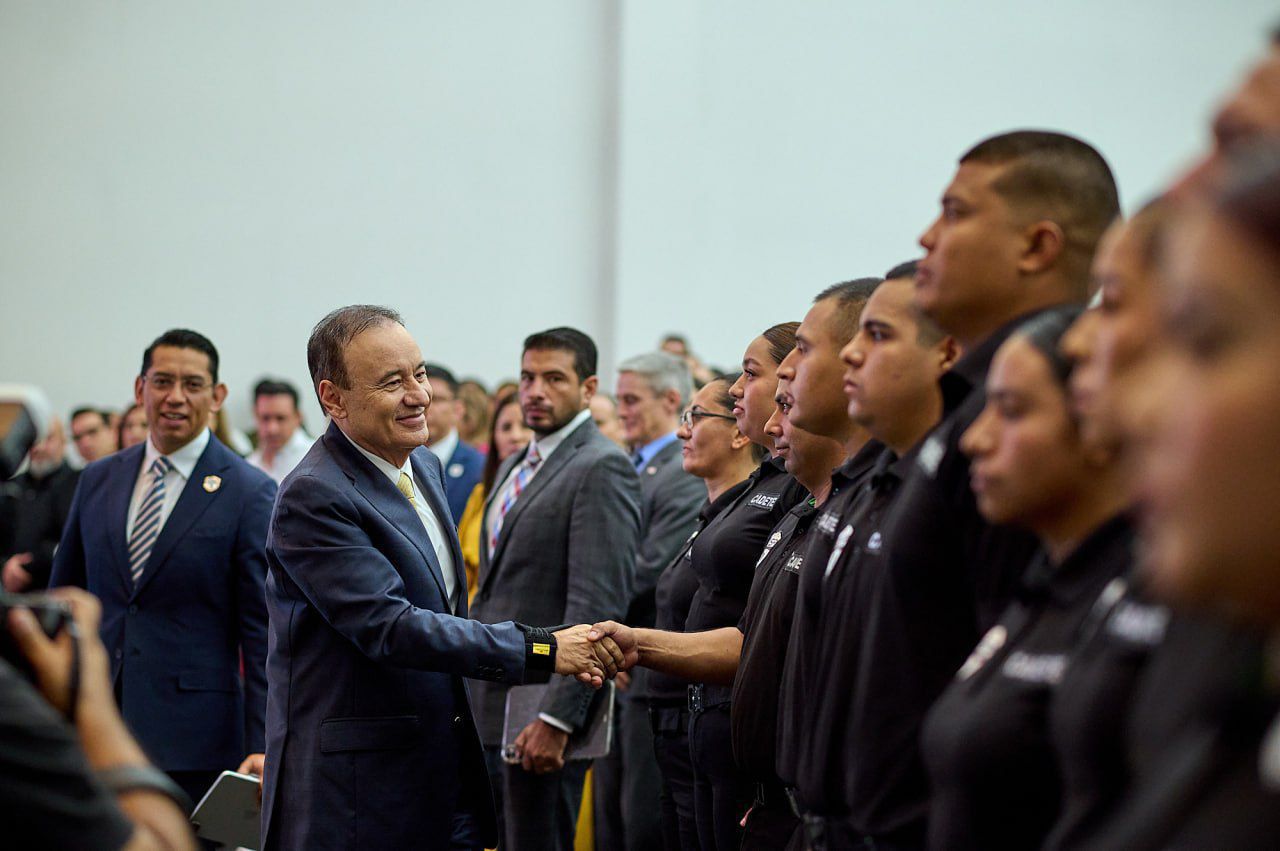 Durazo duplica Policía Estatal; 271 nuevos agentes se integran a la corporación