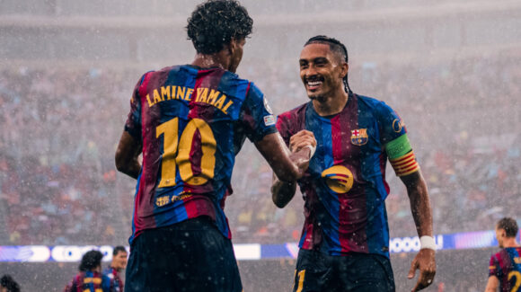 Barcelona debuta con goleada en Champions: aplasta al Feyenoord con doblete de Raphinha y gol de Lamine Yamal