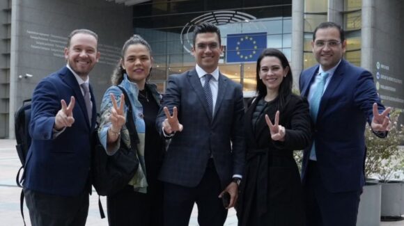 El PAN denunció ante el Parlamento Europeo al gobierno de Sheinbaum por una presunta vinculación con el narcotráfico