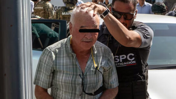 Ernesto Ruffo Appel sale del Penal del Altiplano; el exgobernador obtuvo prisión domiciliaria