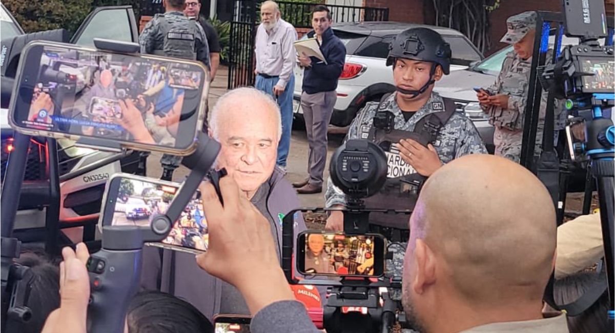 Ernesto Ruffo regresa a Ensenada al son de un corrido tras salir del penal del Altiplano