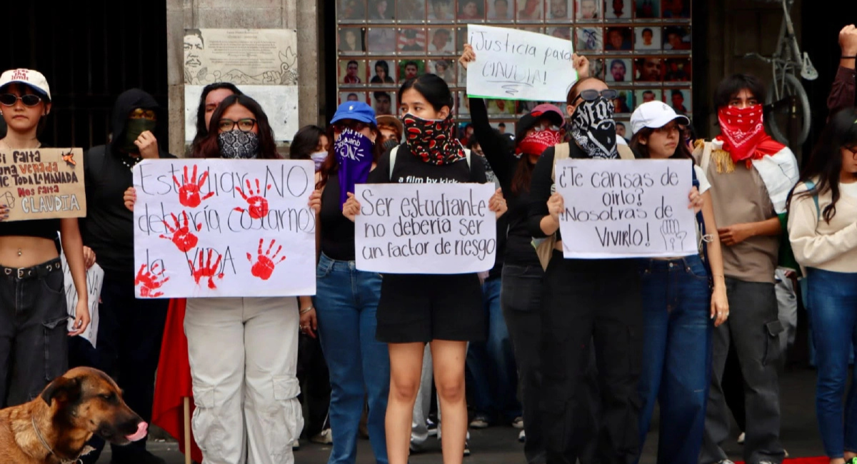 Estudiantes de la UAEM exigen justicia y seguridad tras el feminicidio de Claudia Tacoronte