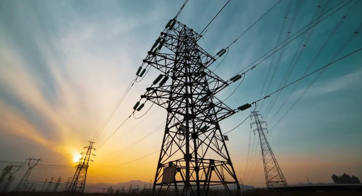 Francia otorga a México crédito de 113 millones de dólares para su transición energética
