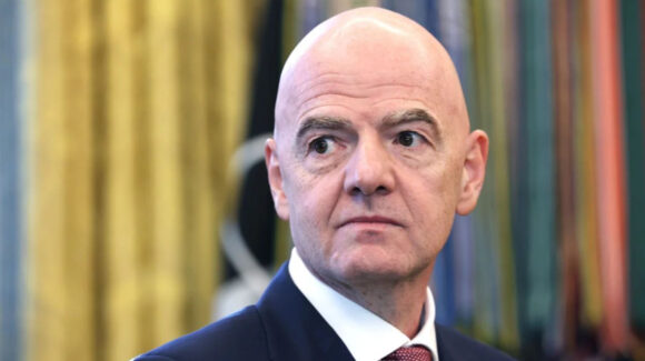 Inglaterra abre frente contra Infantino: presidenta de la FA exige revelar documentos del FIFA Forward Enterprise