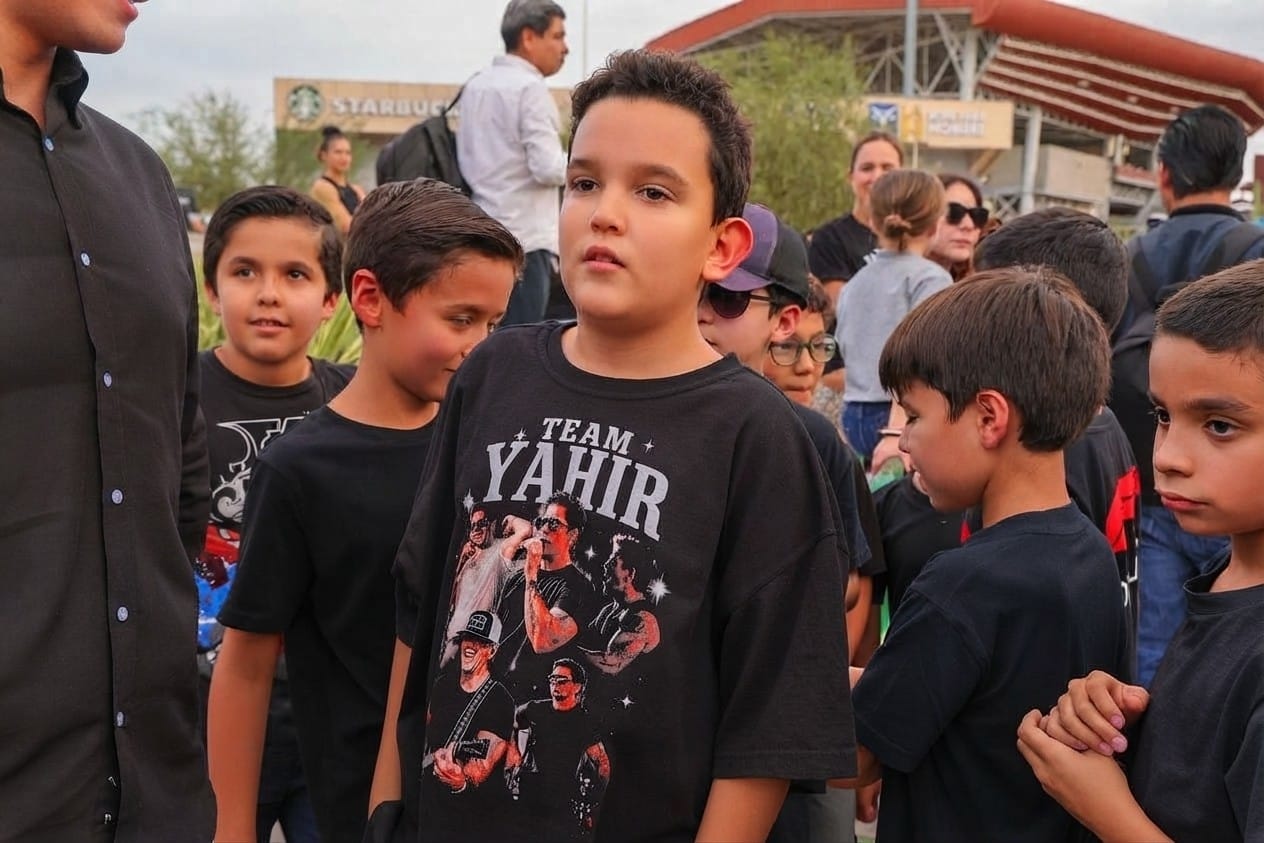 Hermosillo apoya a Yahir Othón Parra con video afuera del Fernando Valenzuela
