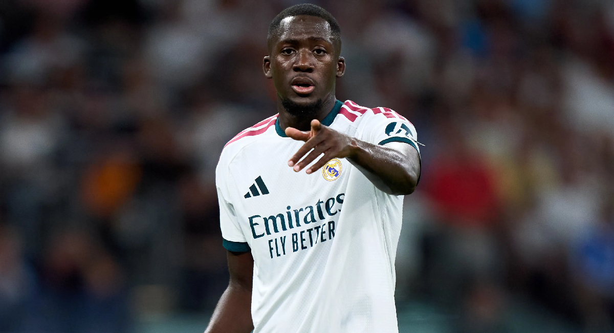Ibrahima Konaté complicó más la actualidad del Real Madrid luego de sufrir un esguince de rodilla mientras entrenaba con Francia