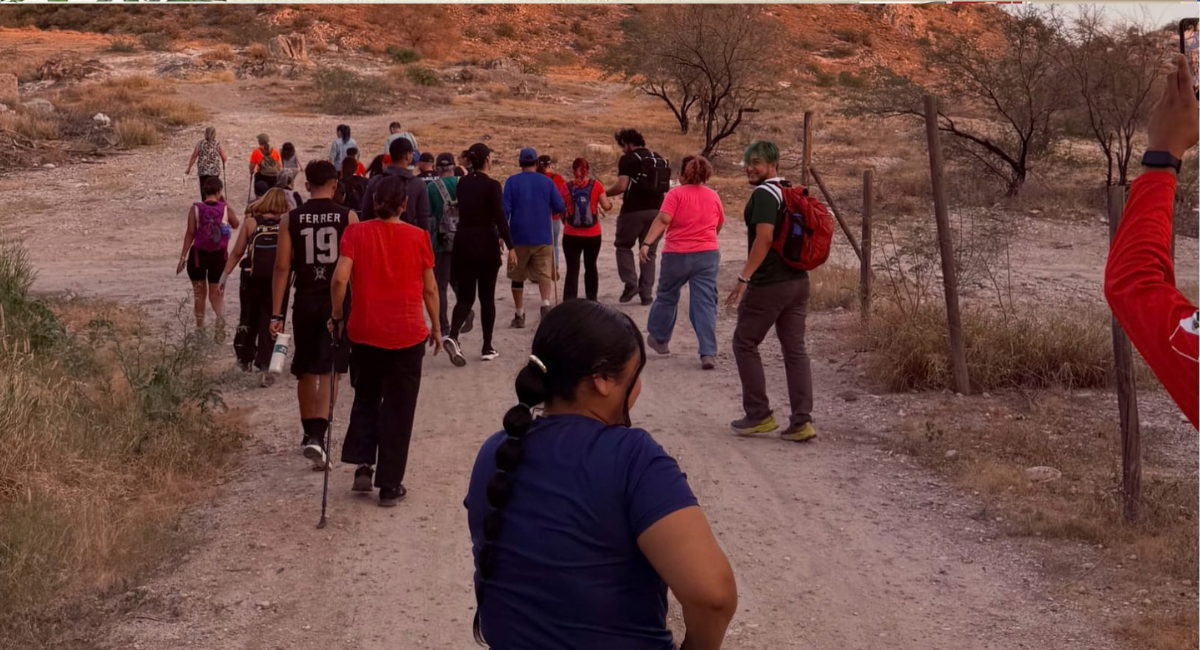 Invitan a participar en recorrido por el cerro de la Cementera