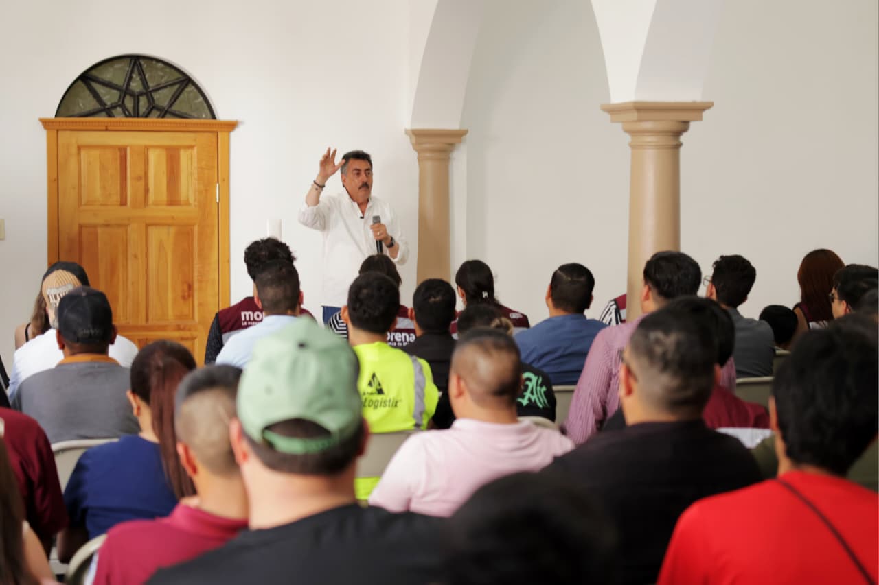 Javier Lamarque destaca inversión en becas para jóvenes de Sonora