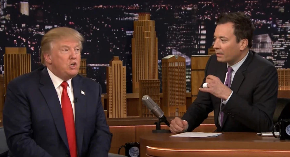 Jimmy Fallon se burla de Donald Trump por la inteligencia artificial