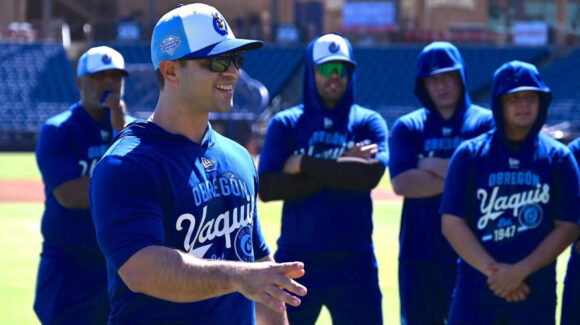 Yaquis recibe piezas importantes: José Mosquera y Aledmys Díaz se integran a la pretemporada de Obregón
