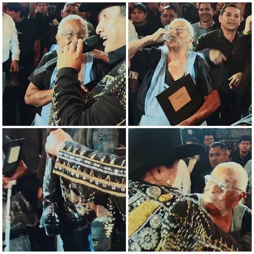 Julión Álvarez se quita las botas en pleno palenque para regalárselas a una fan