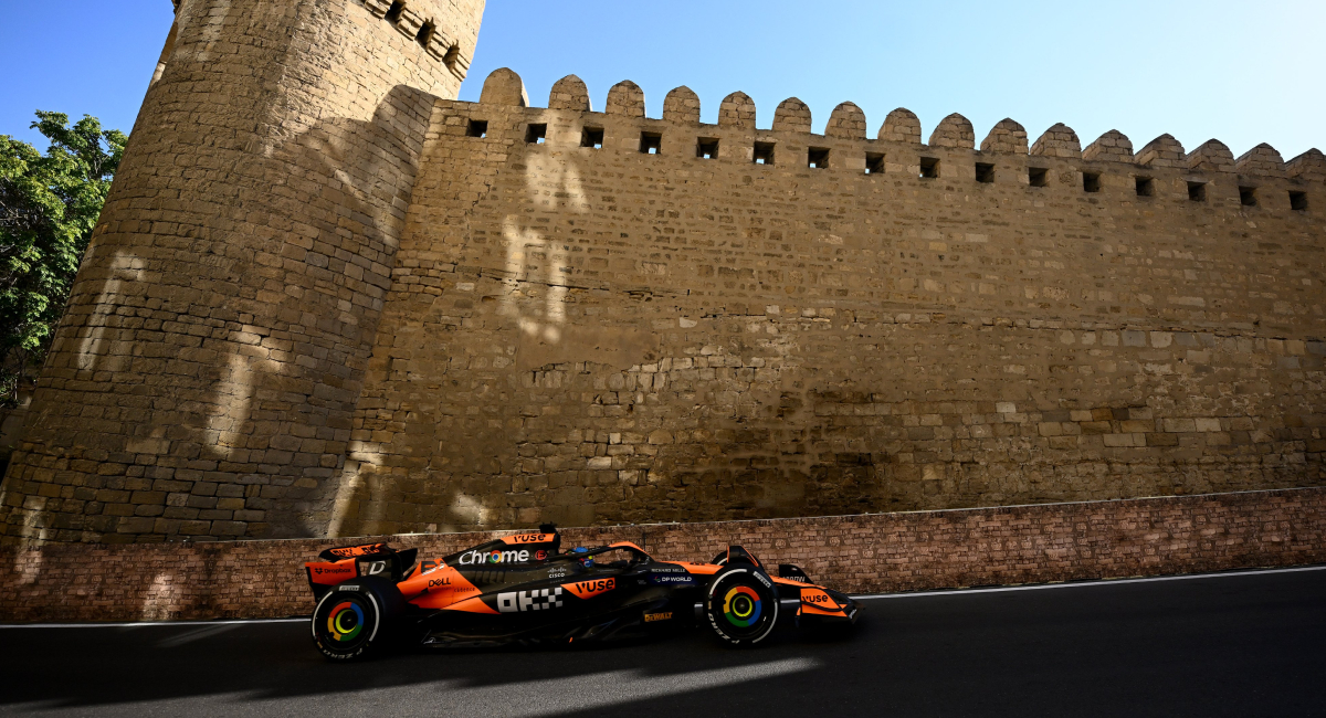 La F1 cambió sus planes habituales en su calendario pues el GP de Azerbaiyán se disputará el sábado, 26 de septiembre