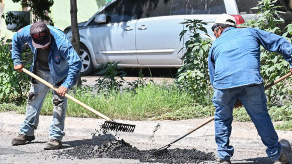 Lamarque busca recursos adicionales para reforzar rehabilitación de vialidades en Cajeme