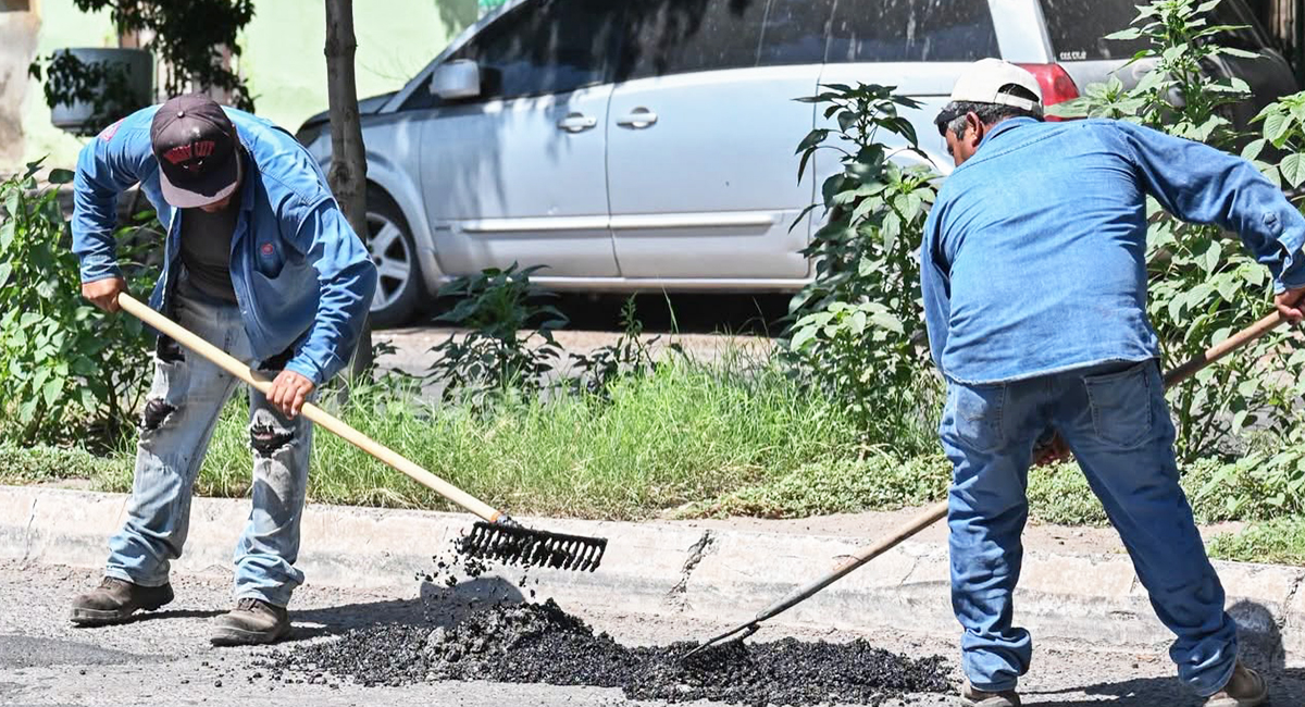 Lamarque busca recursos adicionales para reforzar rehabilitación de vialidades en Cajeme