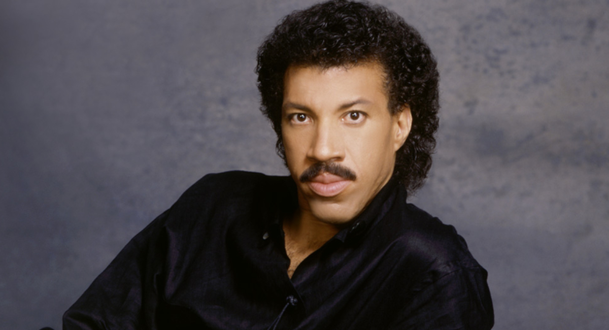 Lionel Richie cancela 3 conciertos al ser hospitalizado por problema cardíaco