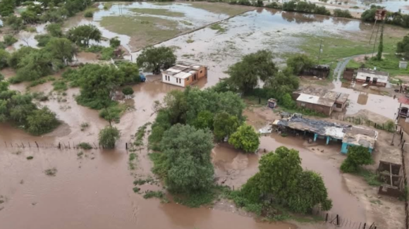 Lluvias cobran su primera víctima en Navojoa; autoridades redoblan operativo de seguridad en arroyos
