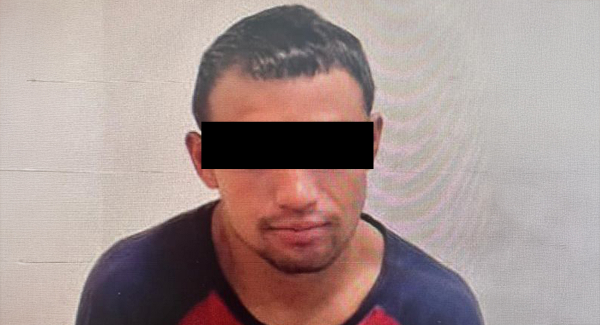 Lo paran por no llevar placas y descubren que la moto era robada; ya fue vinculado en Guaymas