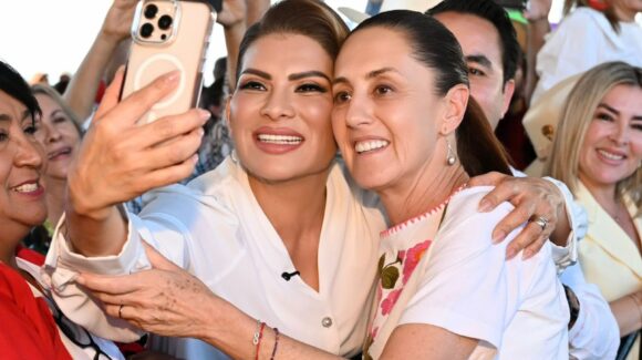 Lorenia Valles da la bienvenida a Claudia Sheinbaum en Sonora