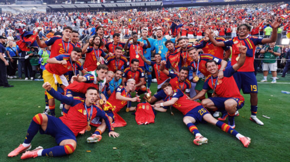 España estrena su segunda estrella; Luis de la Fuente presenta su primera convocatoria tras el Mundial 2026