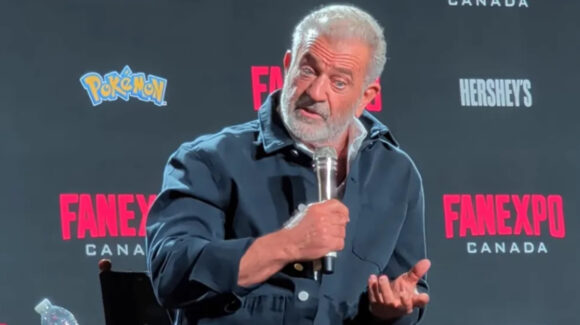 Mel Gibson pide disculpas tras burlarse de intérprete de lenguaje de señas durante la FanExpo Canadá