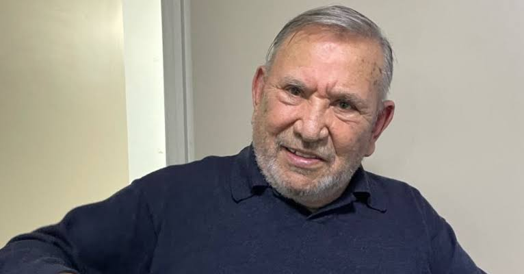 Muere 'Chucho' Gallegos, fundador de TVyNovelas, a los 84 años en CDMX