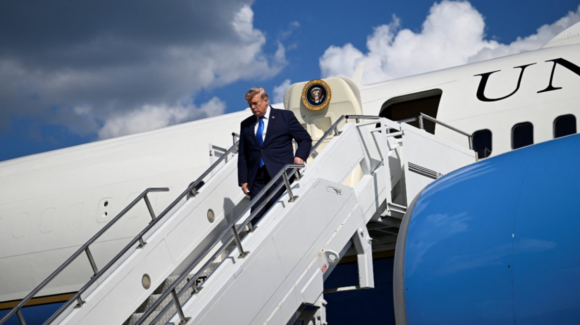 Netflix emitirá documental sobre el avión señuelo de Trump para burlar una amenaza iraní