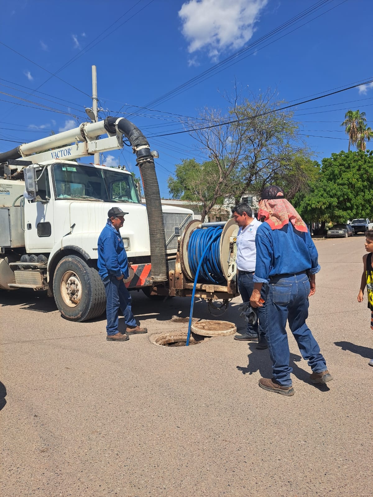 Oomapasn triplica capacidad para atender drenajes colapsados en Navojoa