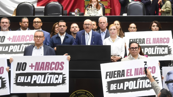 PAN impulsa iniciativa para acabar con los narcopolíticos; propone hasta 140 años de prisión