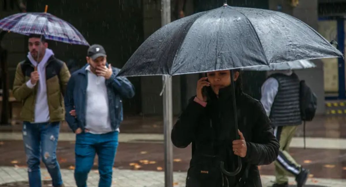 Protección Civil invita a extremar precauciones ante el contraste de intensas lluvias y altas temperaturas