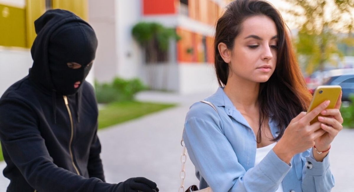 Qué hacer en la primera hora tras el robo de un celular para proteger datos y dinero