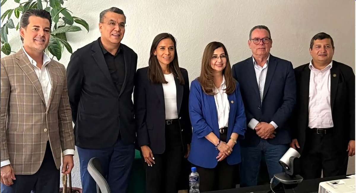Rectora de Universidad de Sonora plantea necesidades a Diputados Federales