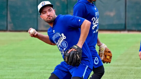 ‘Tito’ Valenzuela y Samuel Zazueta encabezan a los jugadores que reportaron a la pretemporada de Yaquis