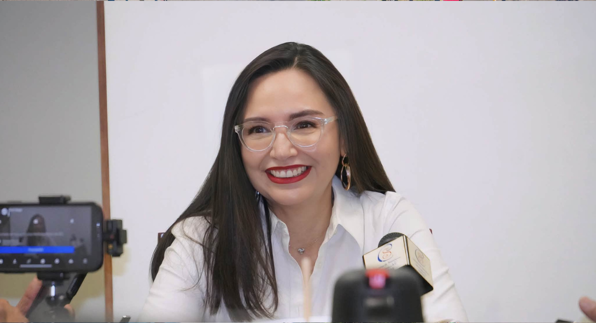 Se suma Natalia Rivera al proyecto político de Antonio Astiazarán
