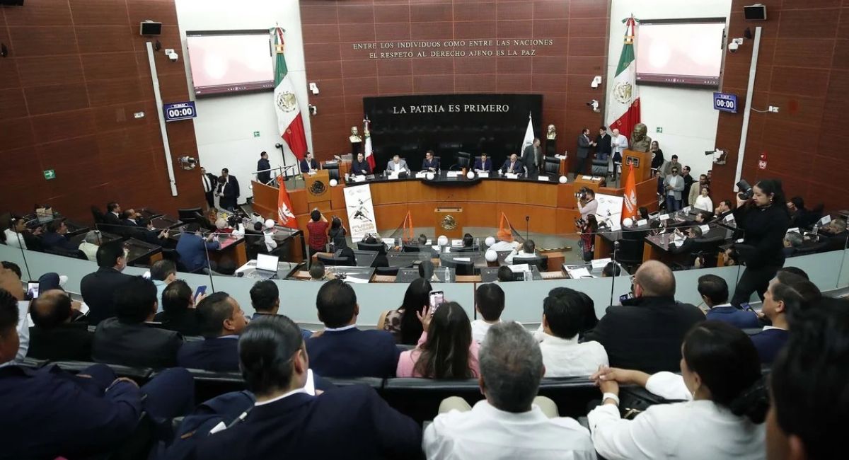 Senado prepara iniciativa para regular el ascenso y descenso en el futbol mexicano