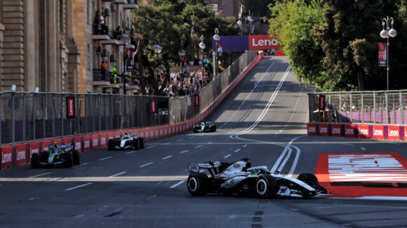 ‘Checo’ Pérez protagoniza una gran remontada en Bakú; el mexicano termina P14 en el GP de Azerbaiyán