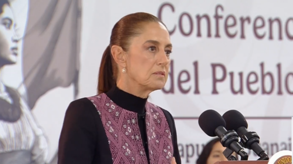 Sheinbaum defiende al coordinador del IMSS-Bienestar en Veracruz y asegura que hay presupuesto