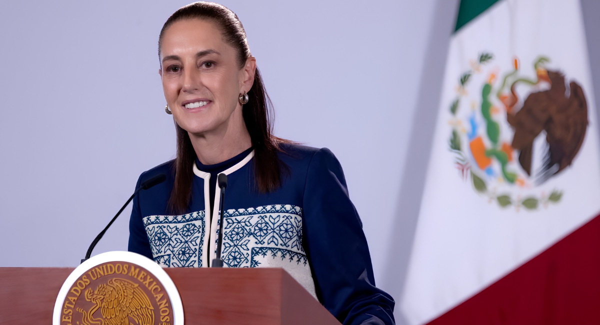Sheinbaum se burla de los dichos de Anabel Hernández y acusa inventos semanales de la oposición
