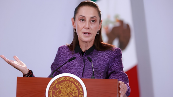 “Solo pueden tener una bandera”: Sheinbaum celebra reforma contra doble nacionalidad