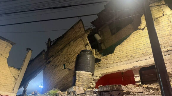 Sube a dos muertos y 14 lesionados explosión de taquería de CDMX; Fiscalía investiga las causas