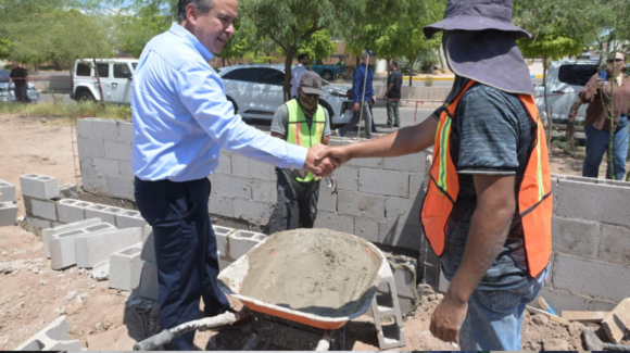 Supervisa Antonio Astiazarán el desarrollo de obra del parque para niños autistas en Hermosillo